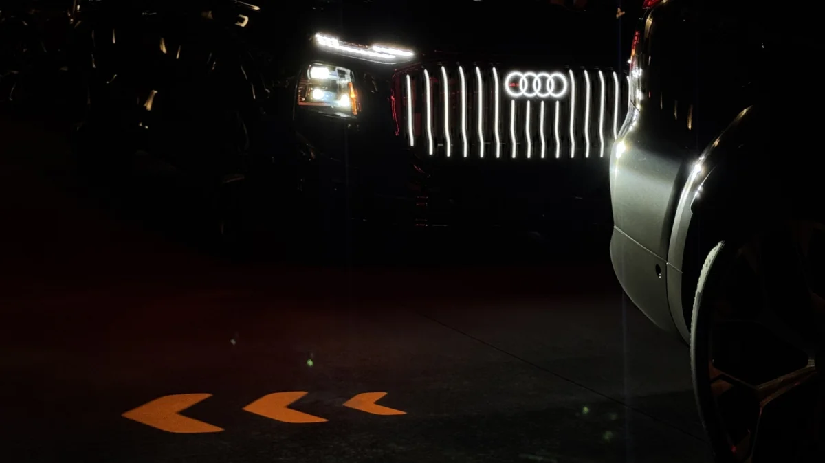 Audi Q9 Digital Matrix Lights Add Road-Projected Turn Signals