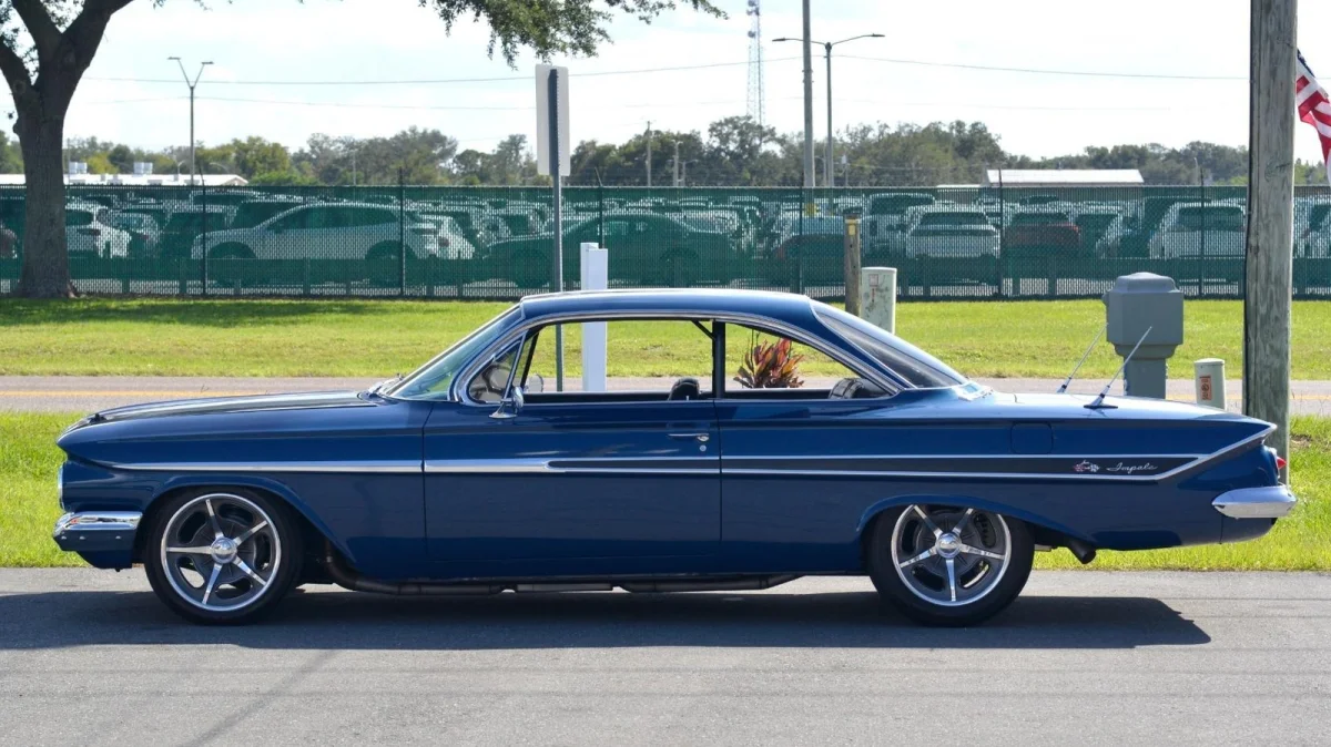 1961 Chevrolet Impala Bubbletop Pairs 746-Wheel-Horsepower Twin-Turbo V8 With a $124,961 Asking Price